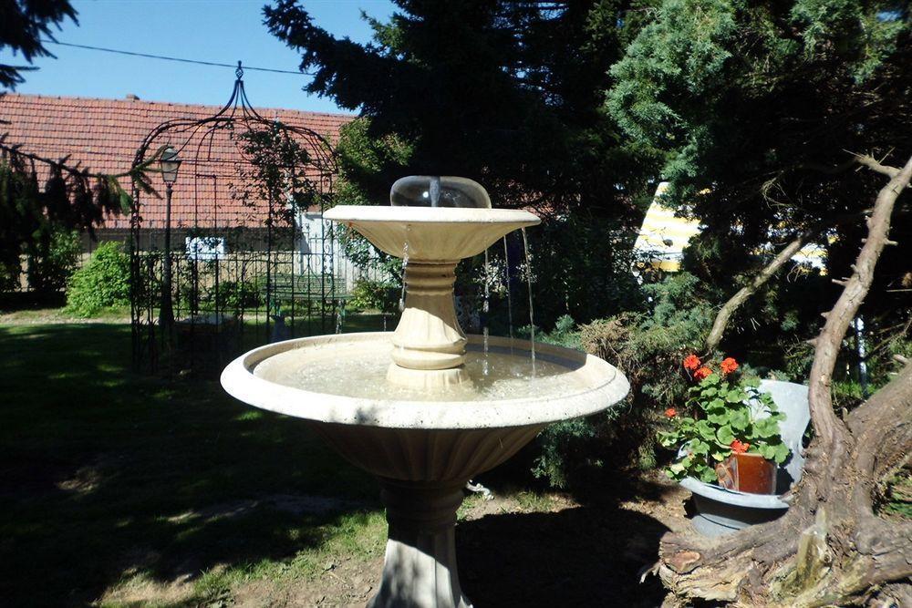 Отель Le Clos Saint Paul Tourny Экстерьер фото