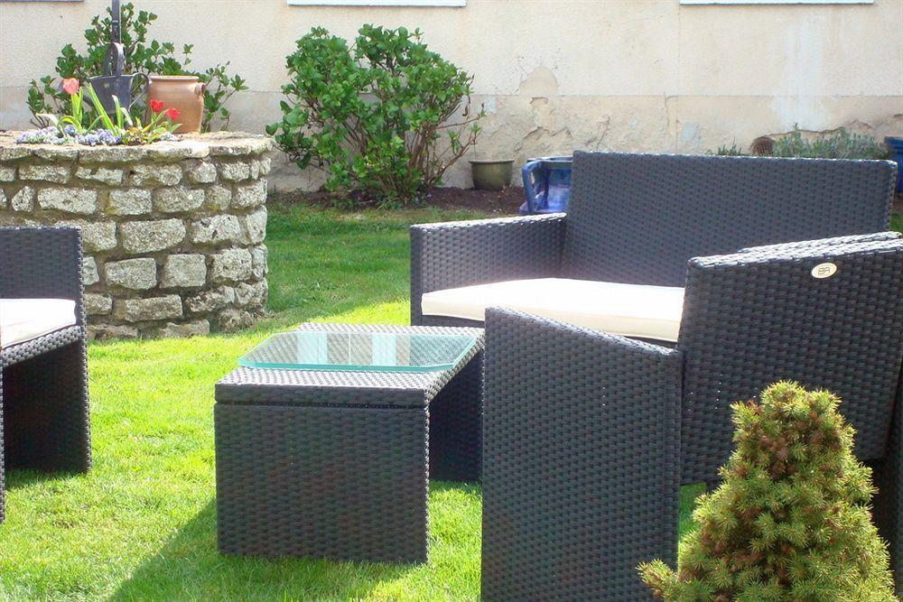 Отель Le Clos Saint Paul Tourny Экстерьер фото